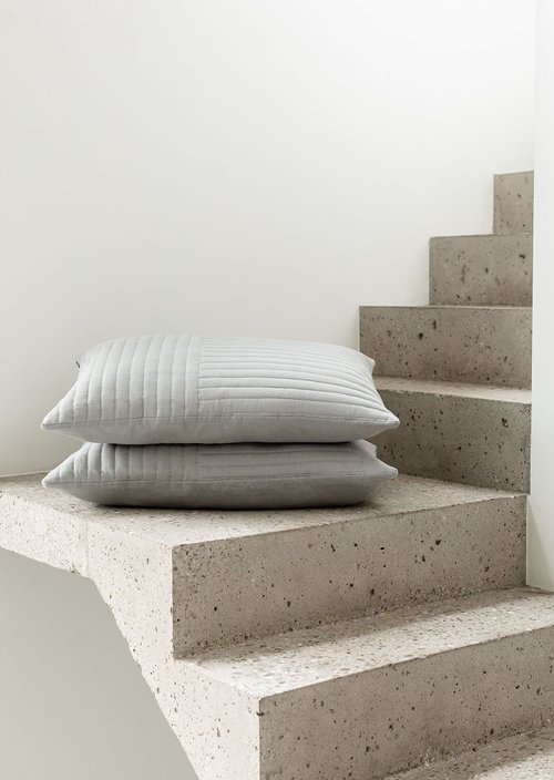 Cushion model Viosa — Soft Grey