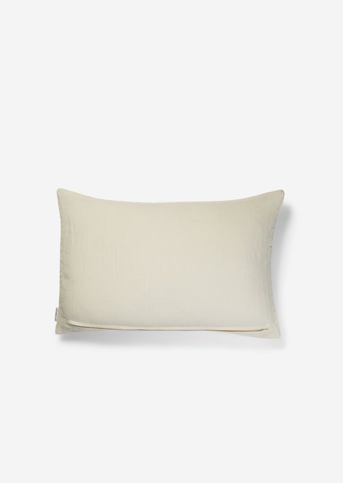 Cushion model Viosa — Natural White