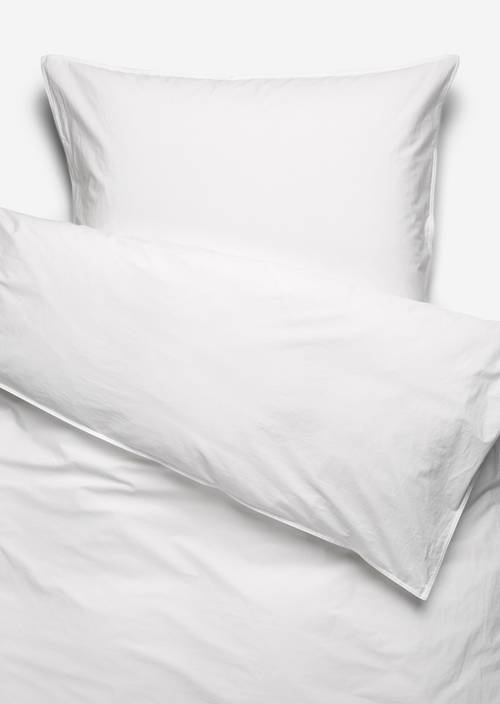 Set de linge de lit modèle Tove White - Image du produit 1