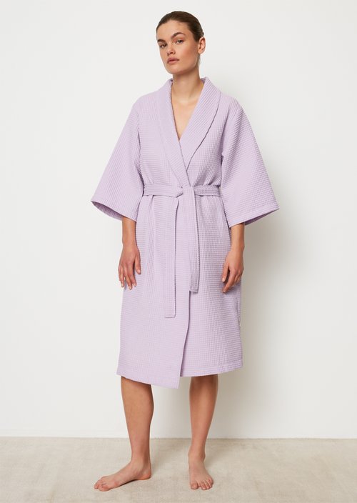 Ladies' bathrobe model Essential — Lilac