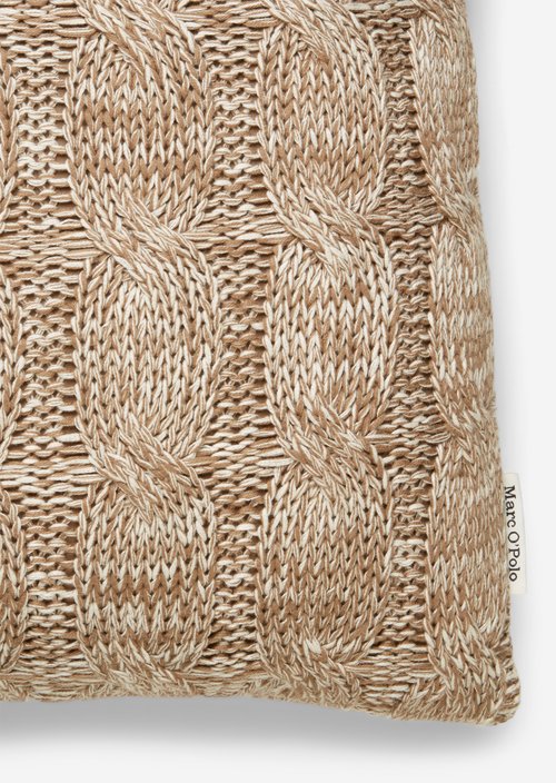 Decorative cushion model Ainaa — Oak Beige