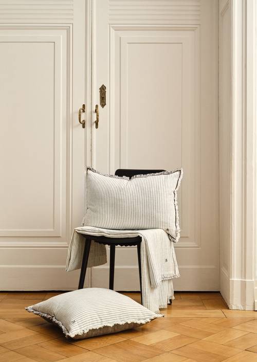 Plaid Modèle Fine Stripe Anthracite - Image du produit 2