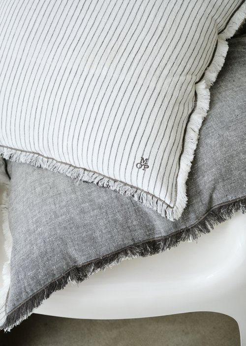 Decorative cushion model Fine Stripe — Anthracite