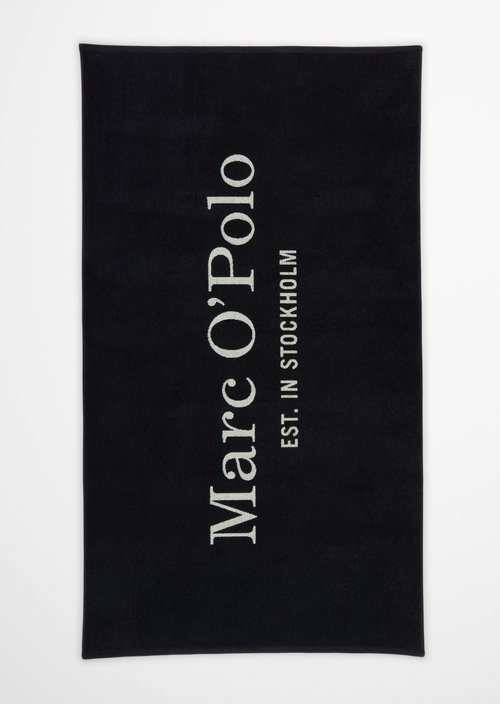 Statement beach sheet — New Black