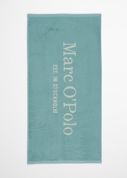 Towel Model Statement — Aquamarine