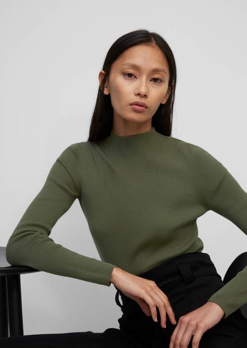 Pulovr s rolákovým límcem fresh moss - Obrázek produktu 1