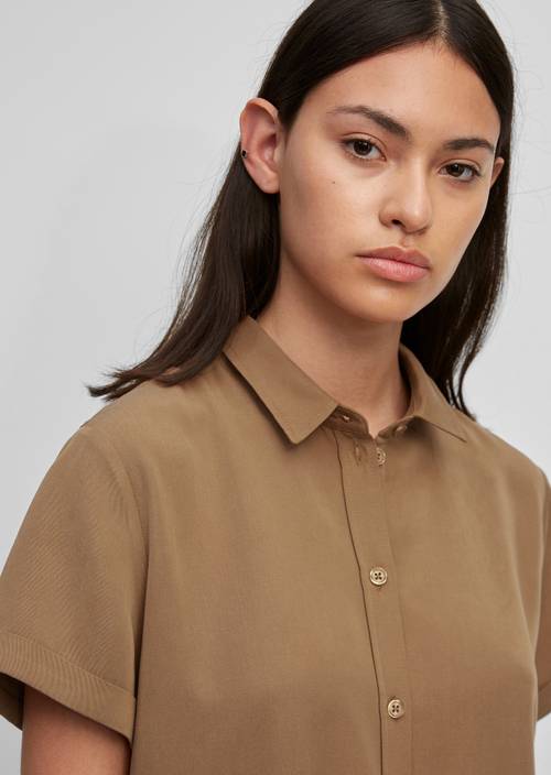Kurzarm-Bluse Brown ochre in Detailansicht