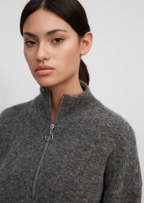 Strick-Troyer gray melange in Detailansicht