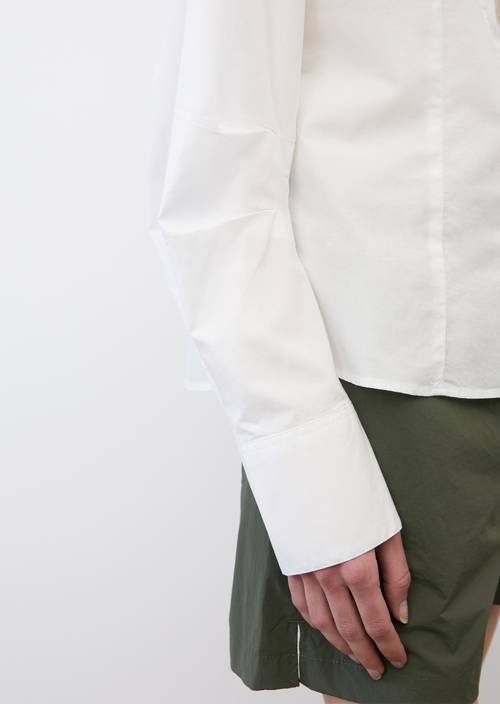 Blusa con mangas voluminosas white en vista detallada