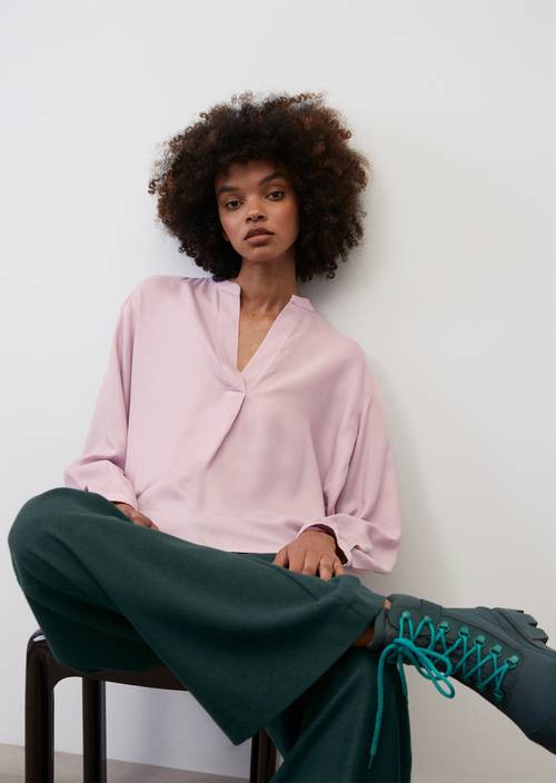 Ausgestellte Bluse relaxed blooming lilac in Frontalansicht