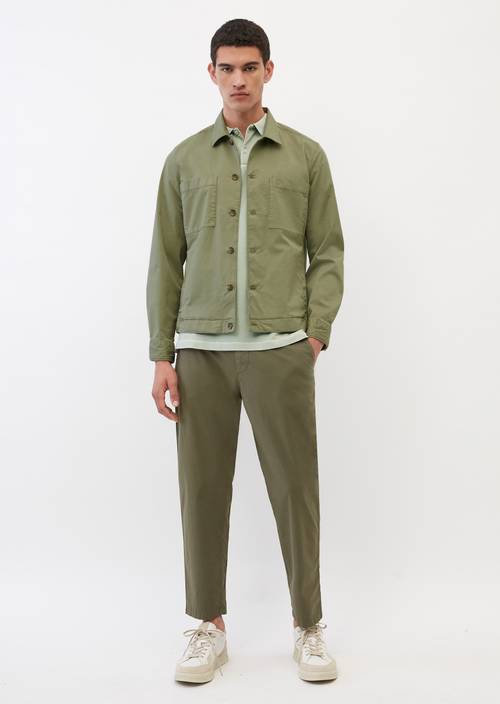 Overshirt in a jacket style olive in front view