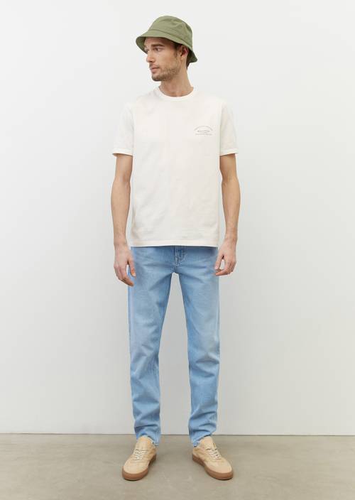 Heavy jersey T-shirt, regular fit egg white in front view