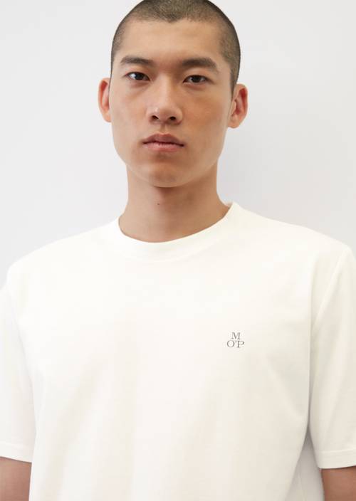 Basic T-shirt regular egg white in detailaanzicht