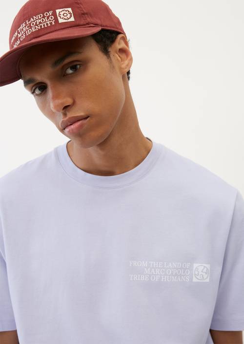 T-shirt van biologisch katoen regular dried lavender in detailaanzicht