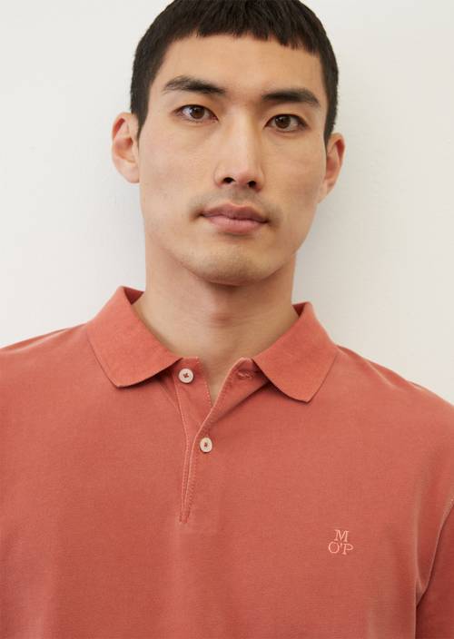 Langarm-Poloshirt regular dark crabapple in Detailansicht