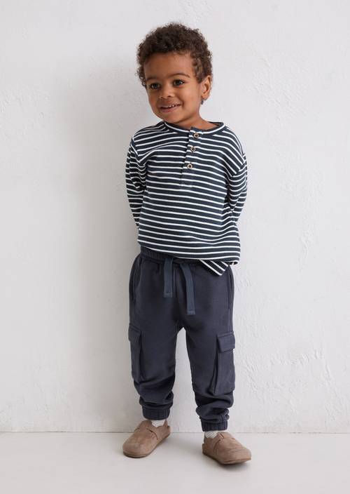 KIDS-BOYS joggingbroek DARK NAVY in vooraanzicht