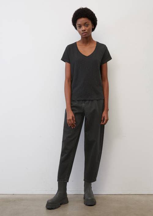 V-neck T-shirt in a slim fit black in front view