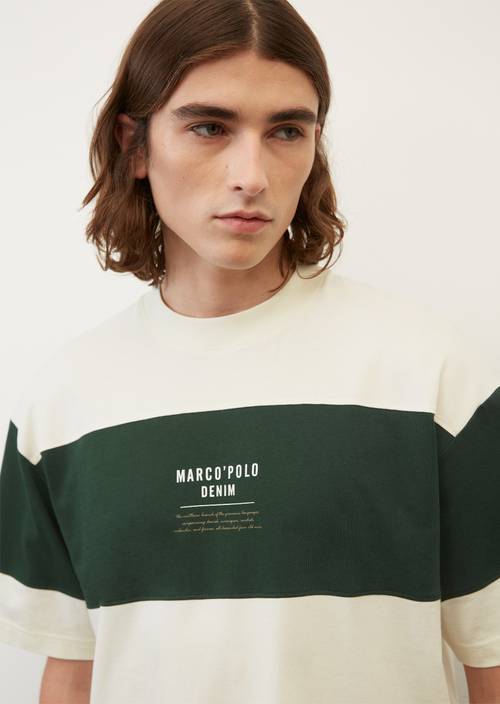 Tričko s širokými pruhy Oversized multi/midnight flora v detailním pohledu