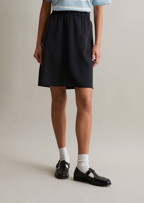 Flared skirt — Black