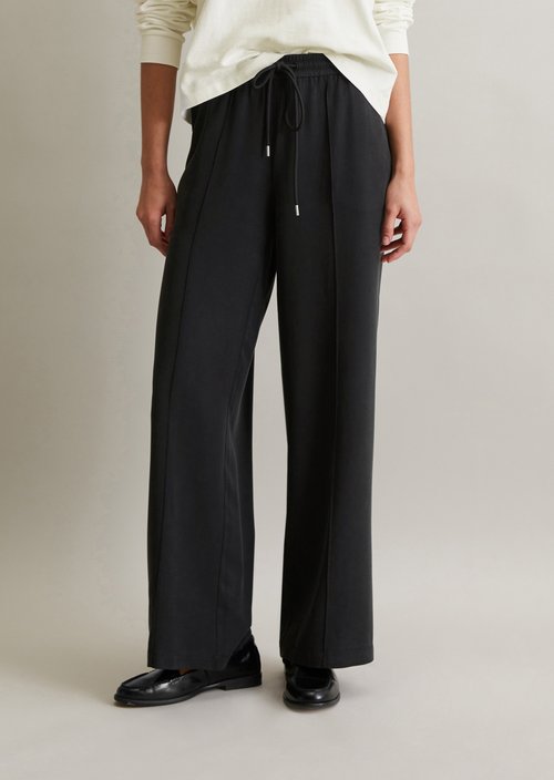 Trackpants relaxed — Black