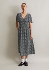 Dress with elastic waist flared made from flowing viscose Dress with elastic waist flared made from flowing viscose