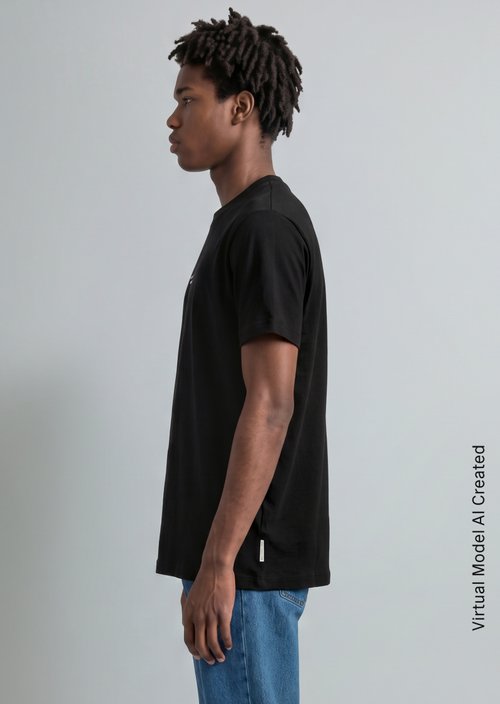 Relaxed T-shirt — Black