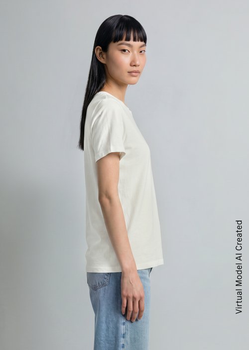 Regular T-shirt — Silky White