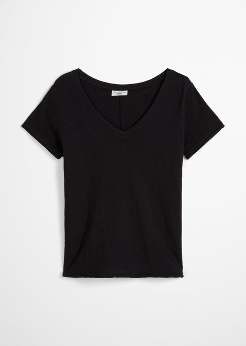 V-neck T-shirt, regular fit — Black