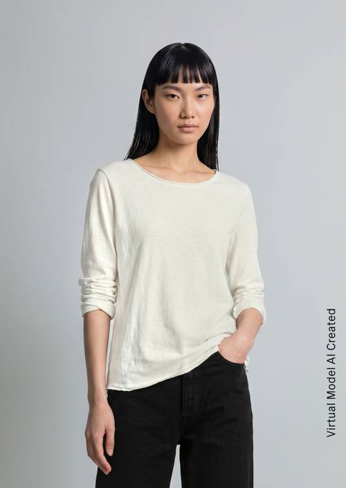 Longsleeve regular Silky White in Frontalansicht