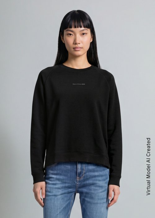Sweatshirt — Black