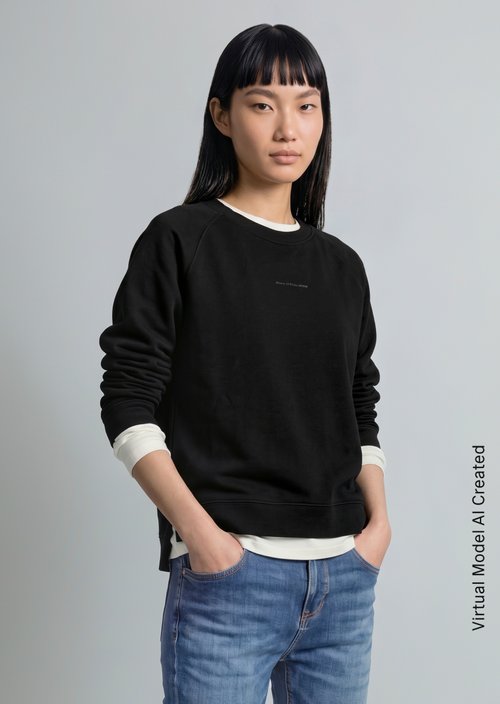Sweatshirt — Black