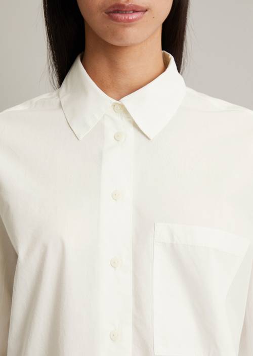 Blusa holgada Silky White en vista detallada