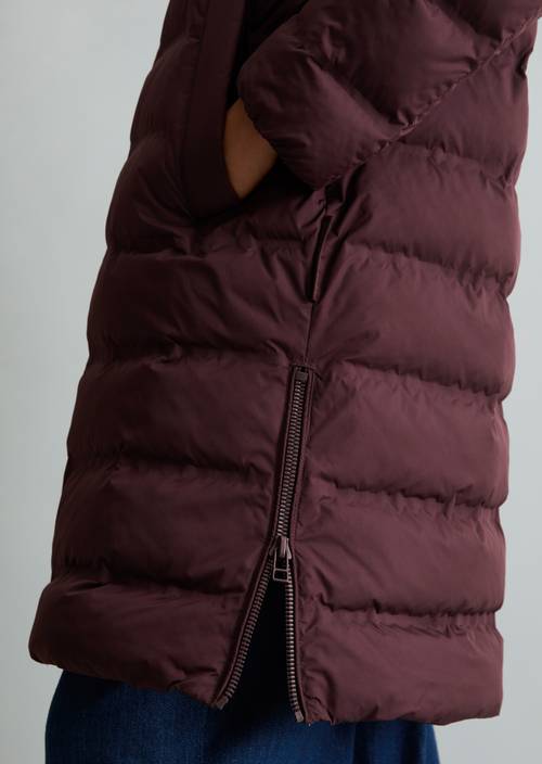 Manteau bouffant à capuche regular Espresso Brown en vue détaillée