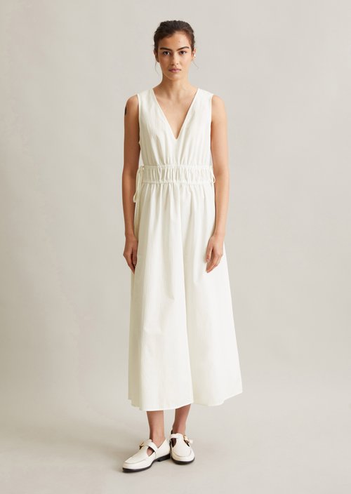 Shaped cotton dress — Silky White
