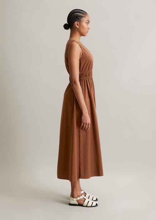 Shaped cotton dress — Melted Chocolate