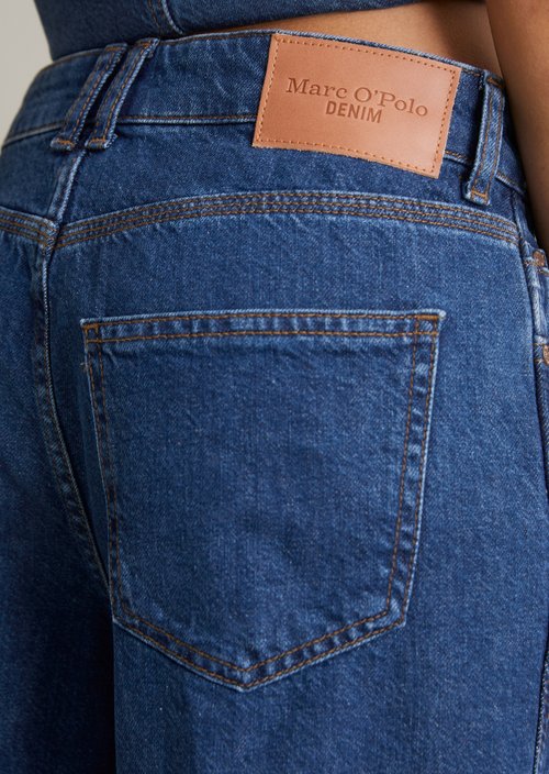 Bermuda model Jonnda relaxed — Dark Blue