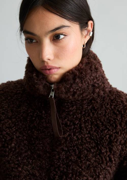 Teddy blouson regular Espresso Brown in detail view