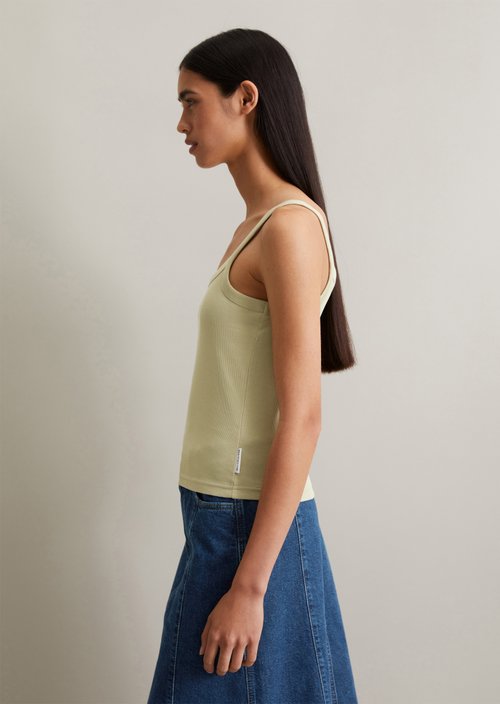 Cropped strap top — Elm Green
