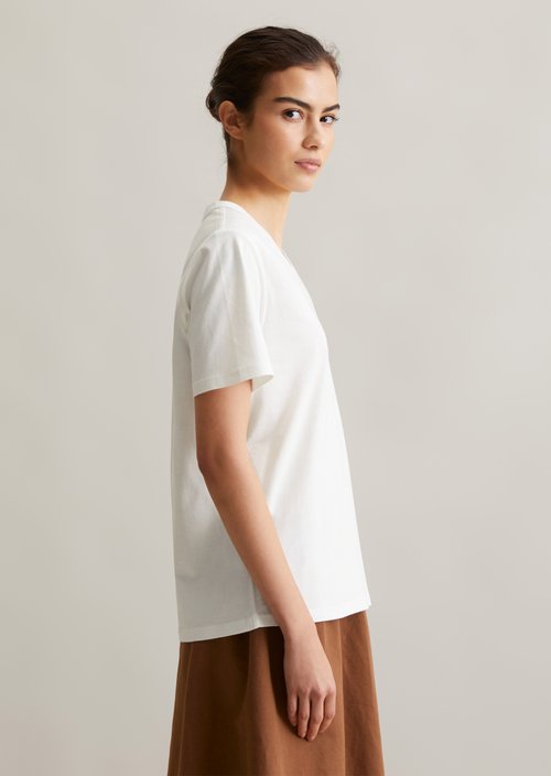 DfC V-neck T-shirt relaxed — Silky White