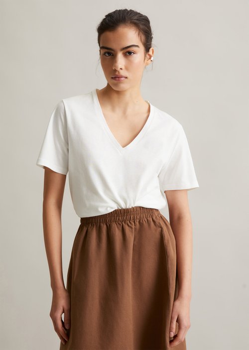 DfC V-neck T-shirt relaxed — Silky White