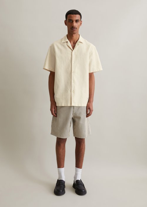 Regular short-sleeved shirt — Natural Ecru