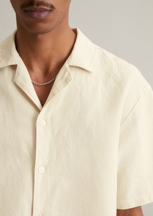 Regular short-sleeved shirt — Natural Ecru