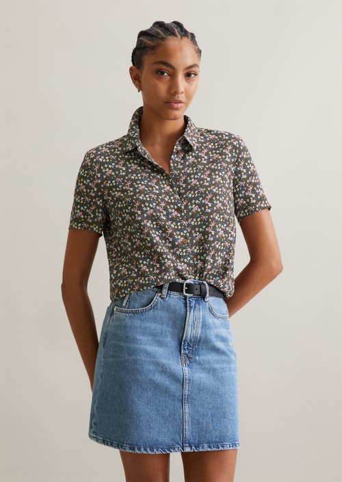 Regular short-sleeved blouse — Medium Brown