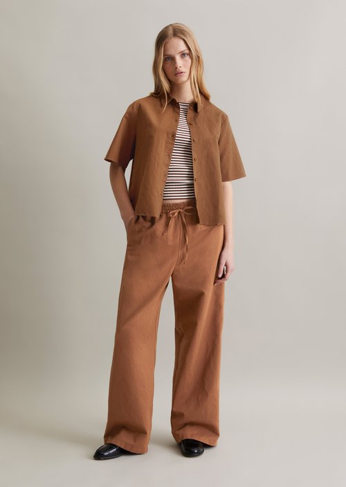 Relaxed short-sleeved blouse — Melted Chocolate