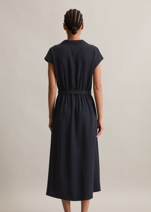 Dress relaxed — Blue Depths