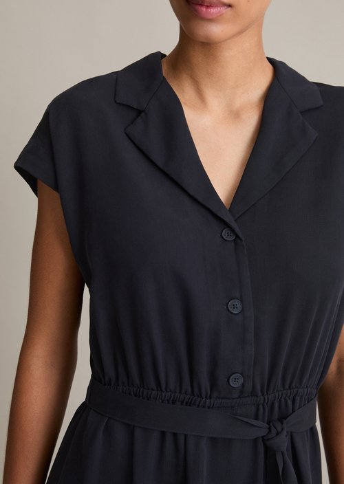 Dress relaxed — Blue Depths