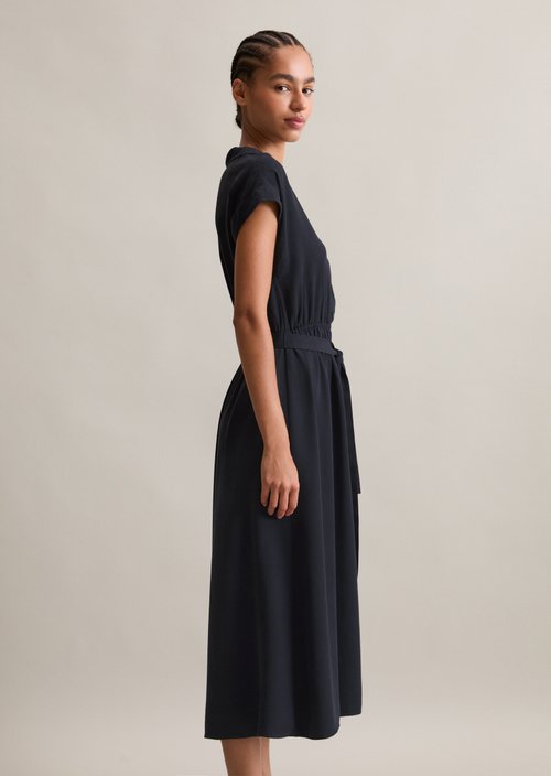 Dress relaxed — Blue Depths