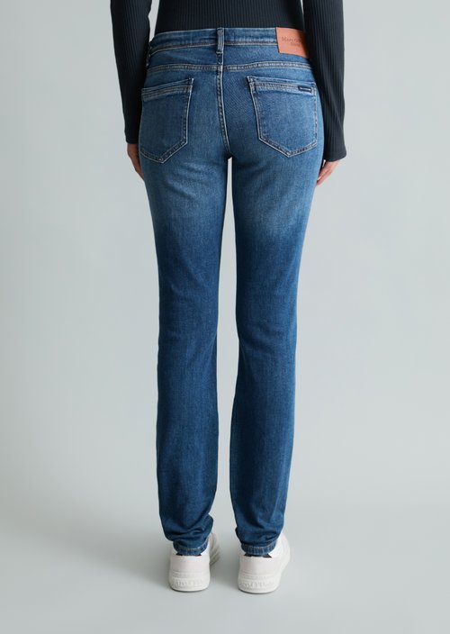Jeans model Alva slim — Medium Blue (alternate view)