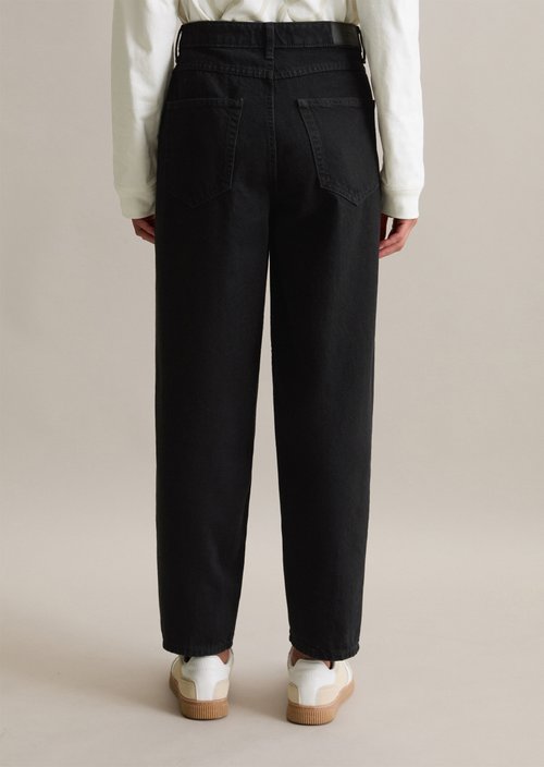 Jeans model Stine barrel cropped — Black