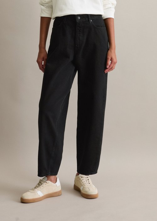 Jeans model Stine barrel cropped — Black